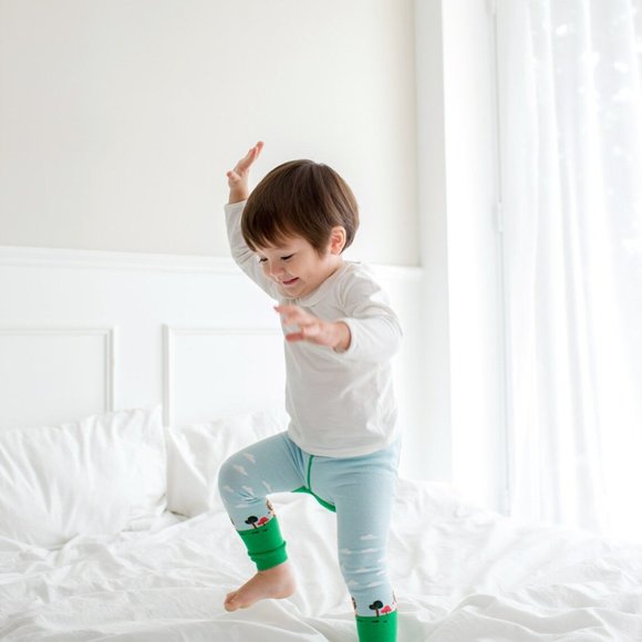 Eva & Elvin daily socks & tights for kids. Lion. 6-24M One size - Picture 3 of 5